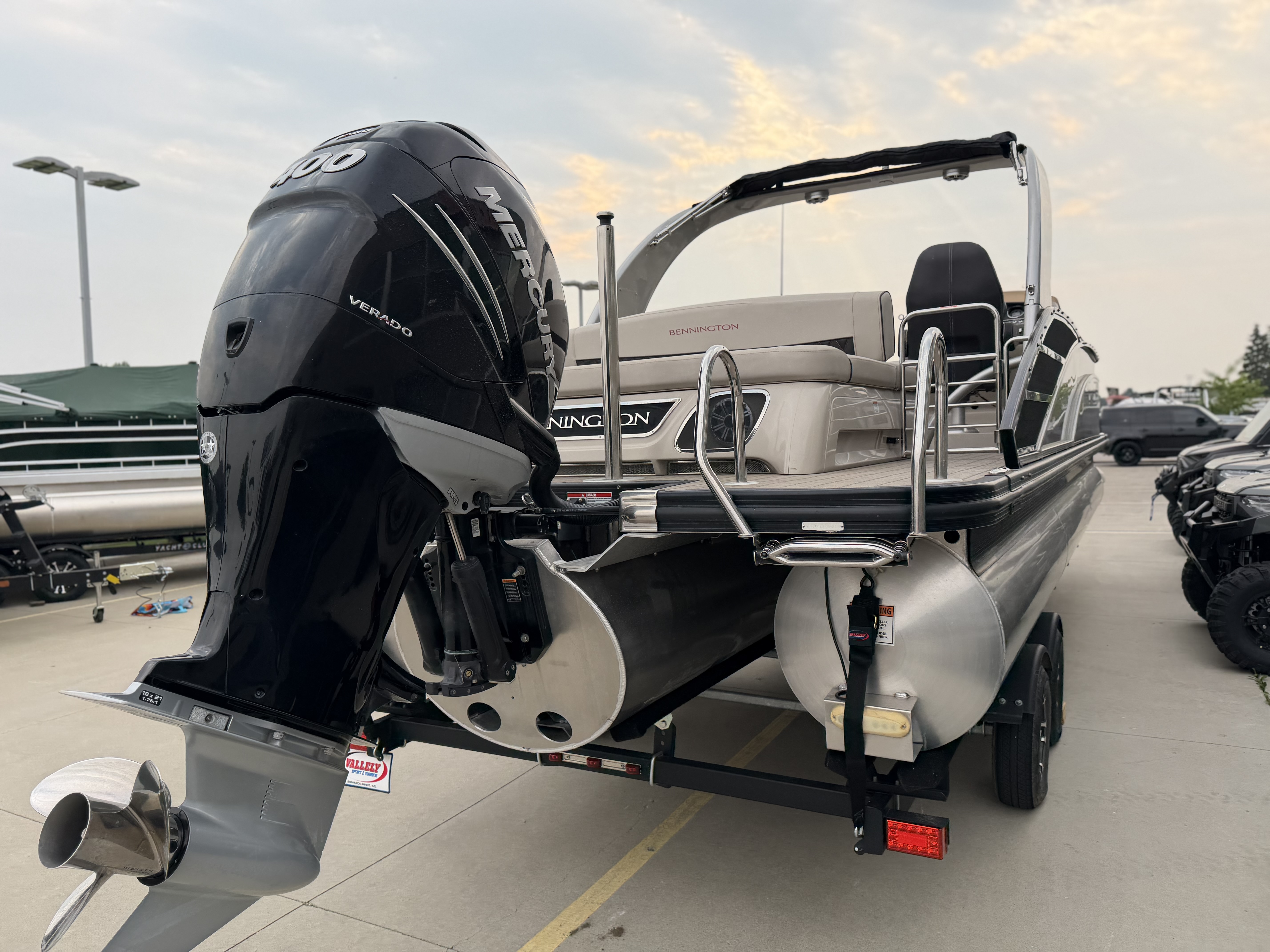 2019 Bennington 25 RXSBA - Image 15