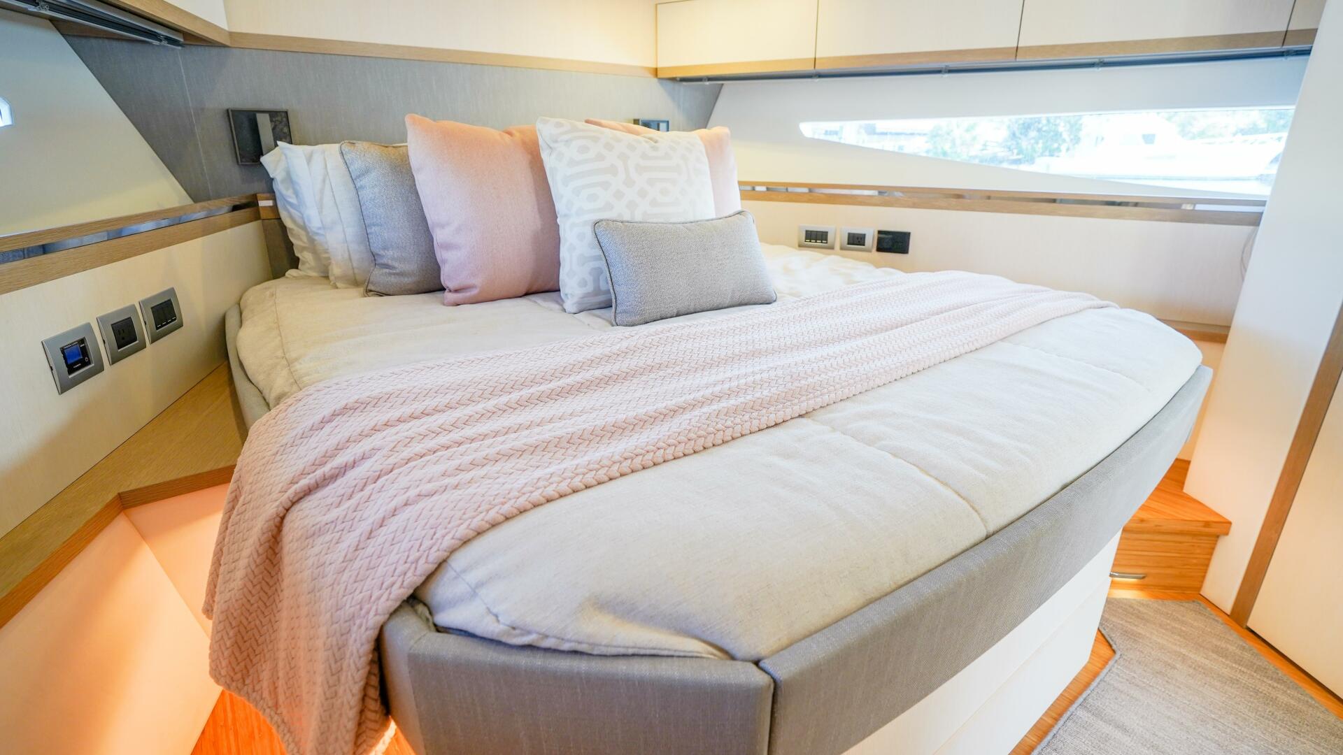 2019 Rio Yachts Colorado 56 - Image 33