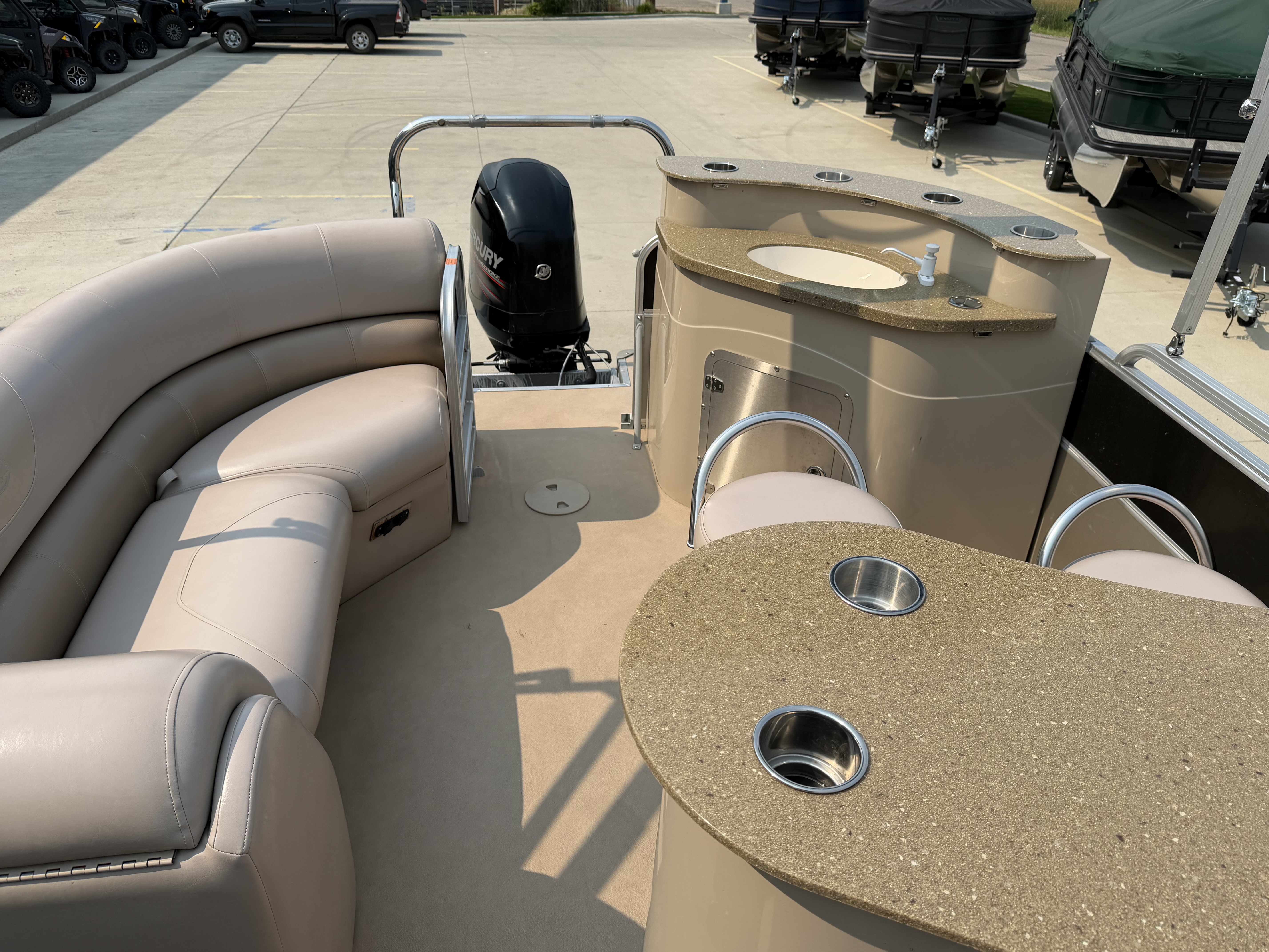 2013 Excursion X-23RFE - Image 27