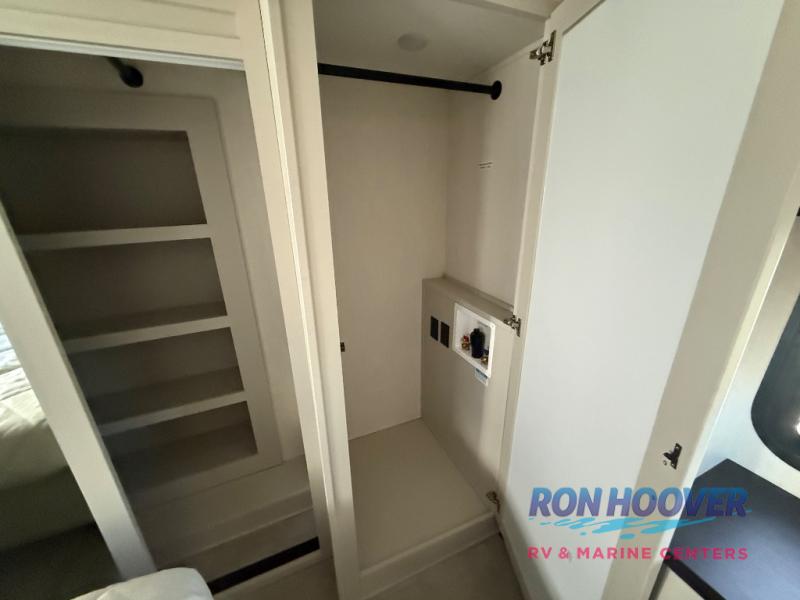 2026 FOREST RIVER 38BNB - Image 24