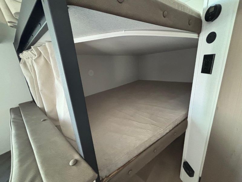 2026 Grand Design Transcend XPLOR 19BHX - Image 10