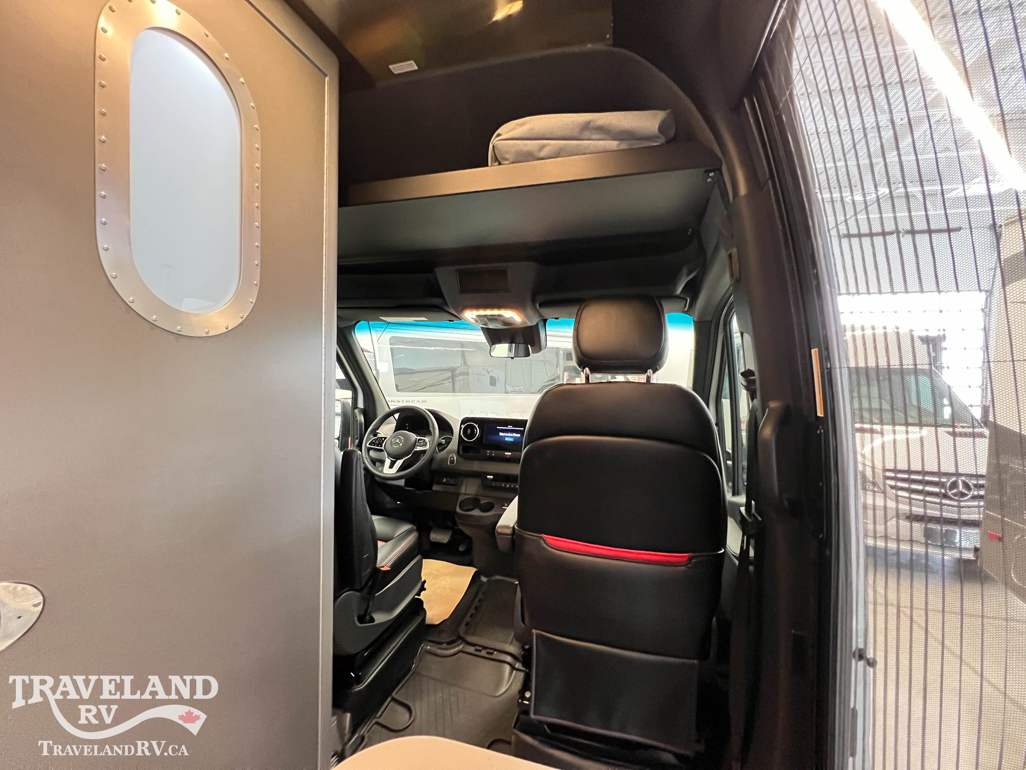 2025 Airstream Interstate 19 X - Image 13