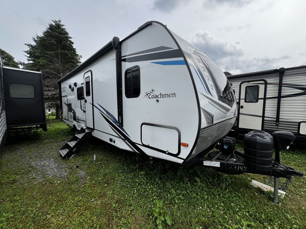 2023 Coachman 252 - Image 5