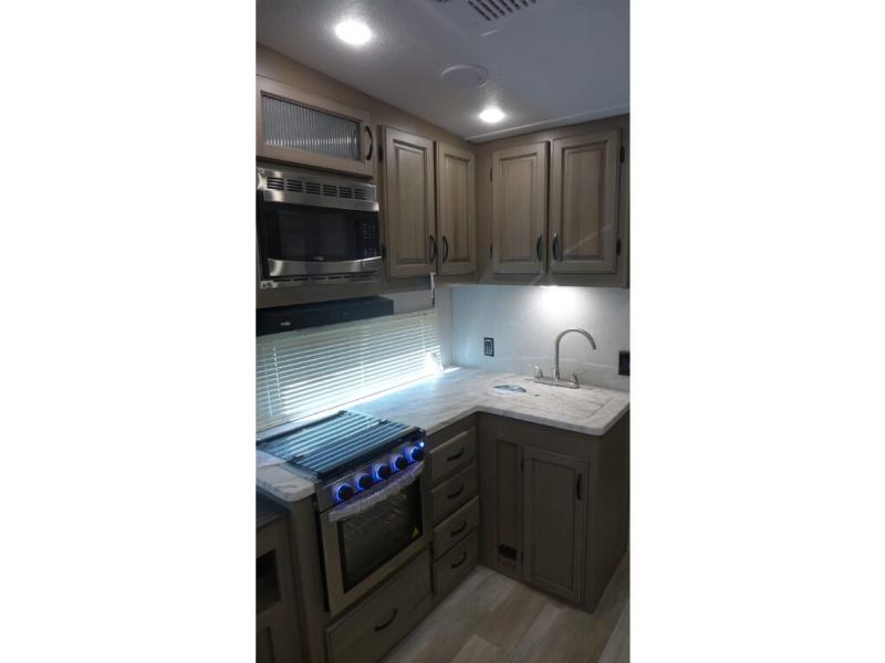 2022 Coachmen Chaparral Lite 274BH - Image 17