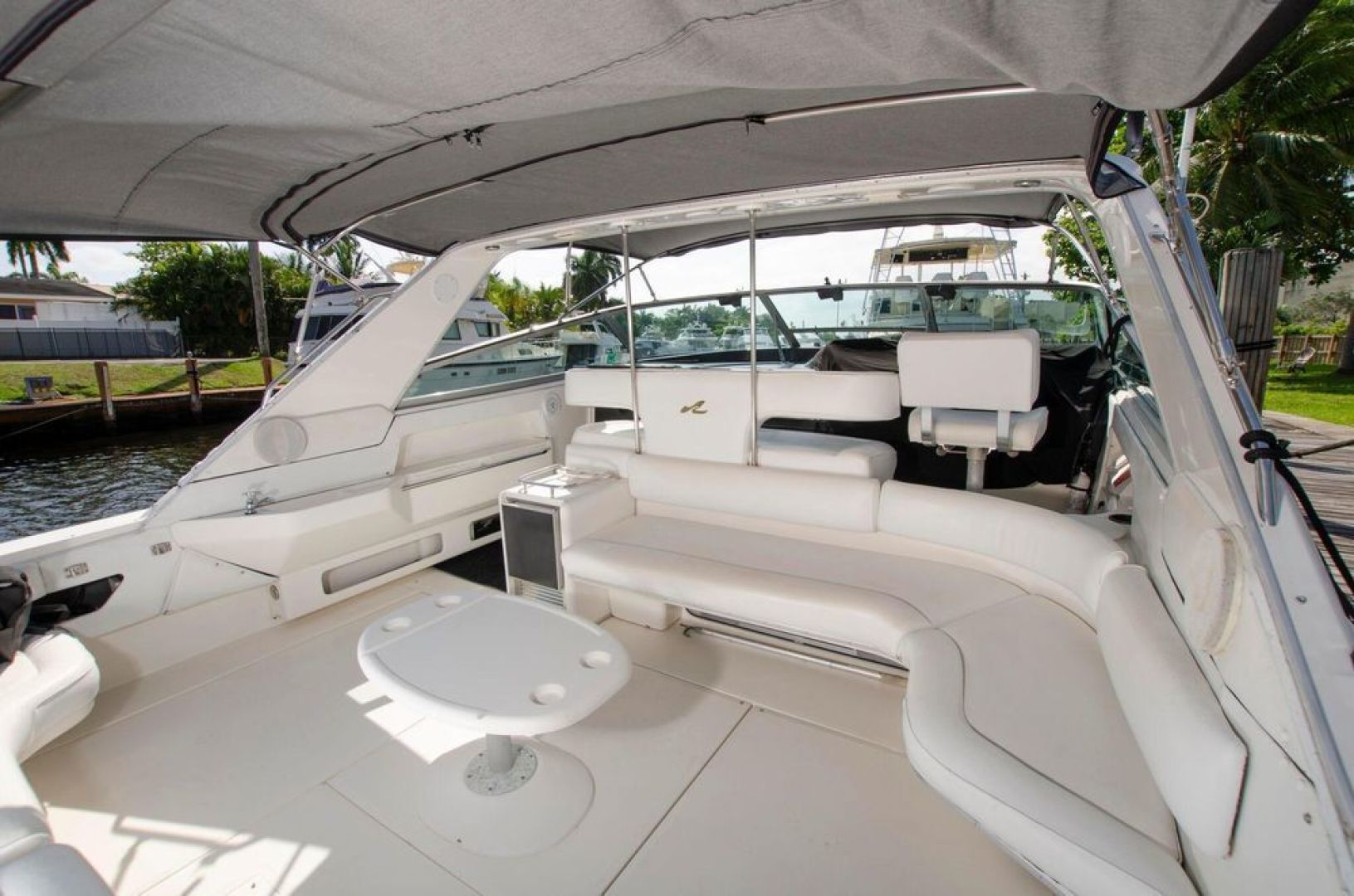 1993 Sea Ray Sundancer - Image 7