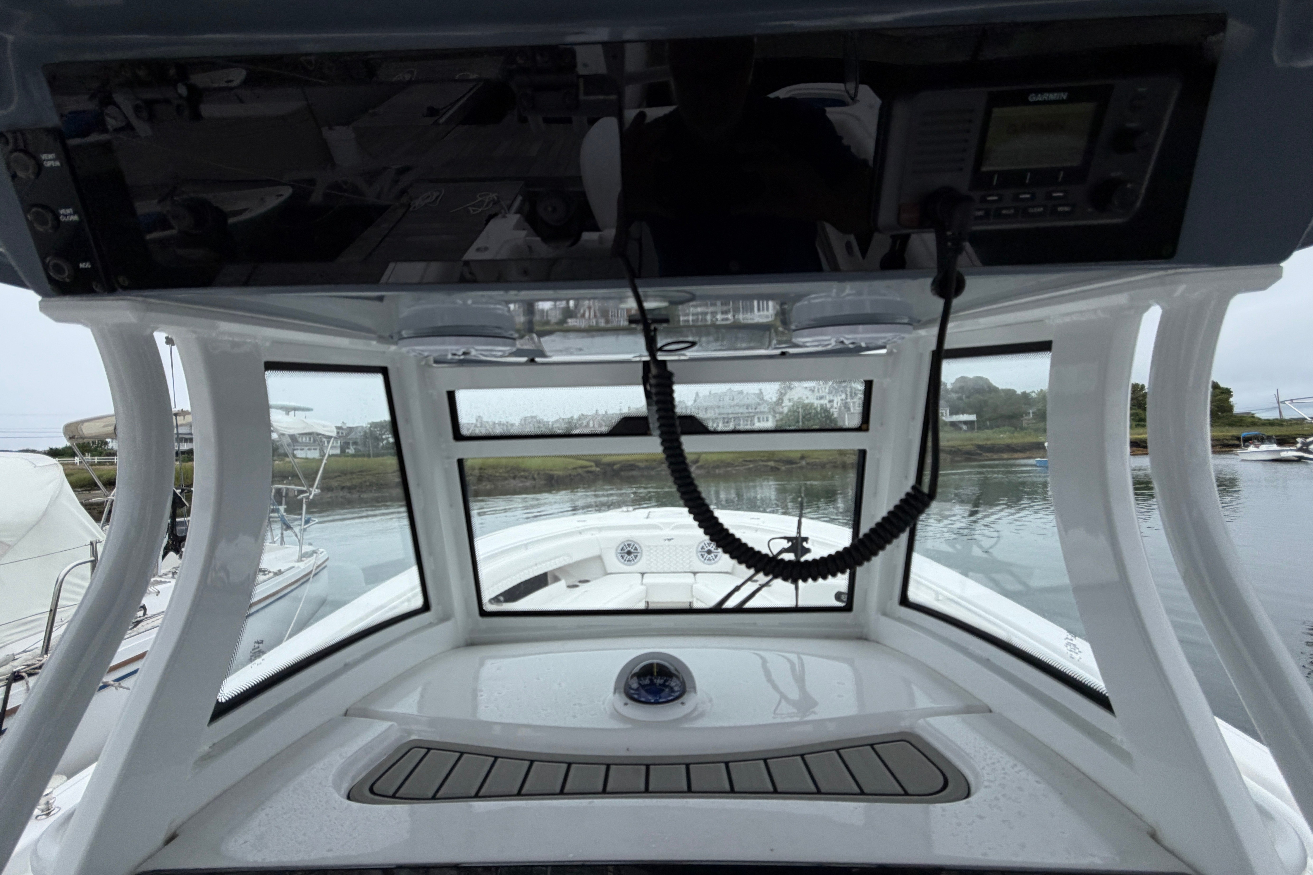 2026 Tidewater 320 CC Adventure - Image 13