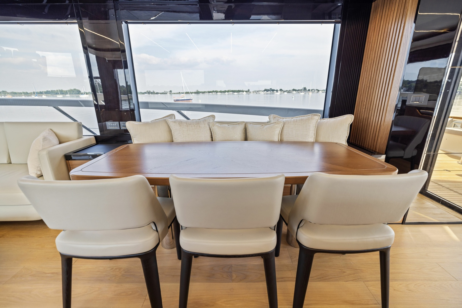 2024 Absolute Navetta 64 - Image 42