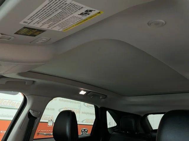 2022 Ford Escape Utility 4D Titanium AWD - Image 21