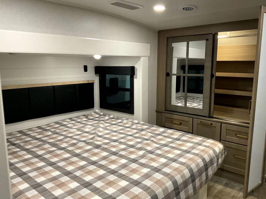 2026 JAYCO Eagle 365 UKTS - Image 16