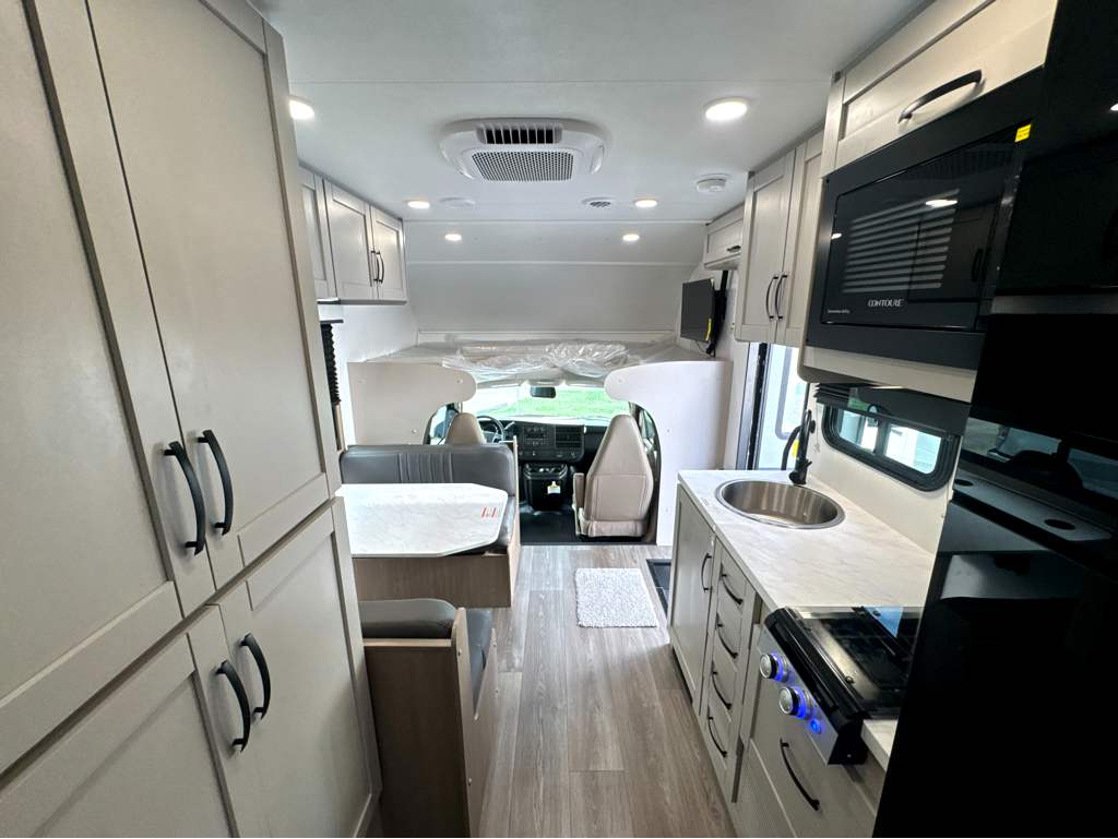 2027 ENTEGRA COACH ODYSSEY SE 22C - Image 29