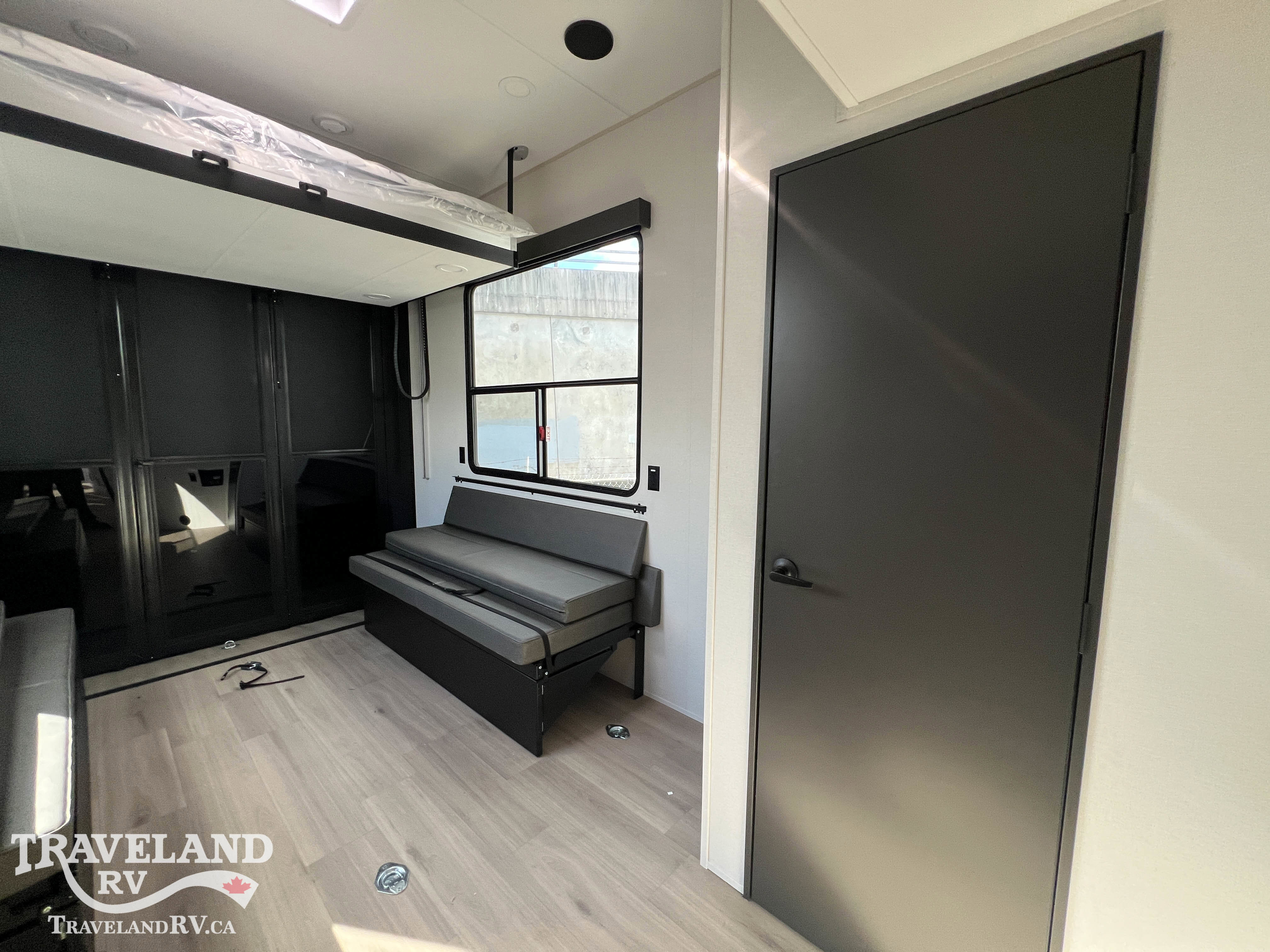2026 Grand Design Momentum G-Class Fifth Wheel 394G - Image 19