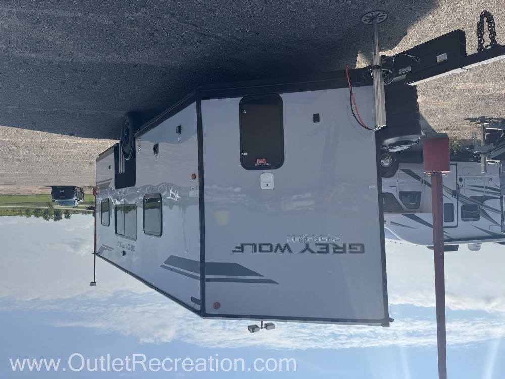 2027 CHEROKEE GREY WOLF 17MPH - Image 3