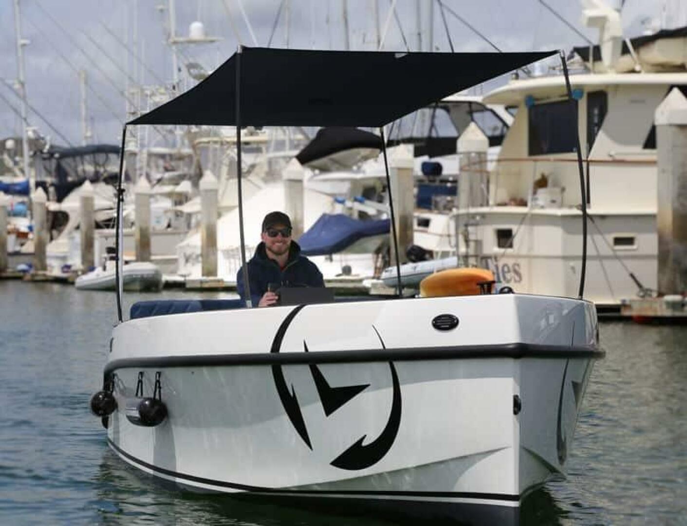 2024 Vision WX Tritoon - Image 374