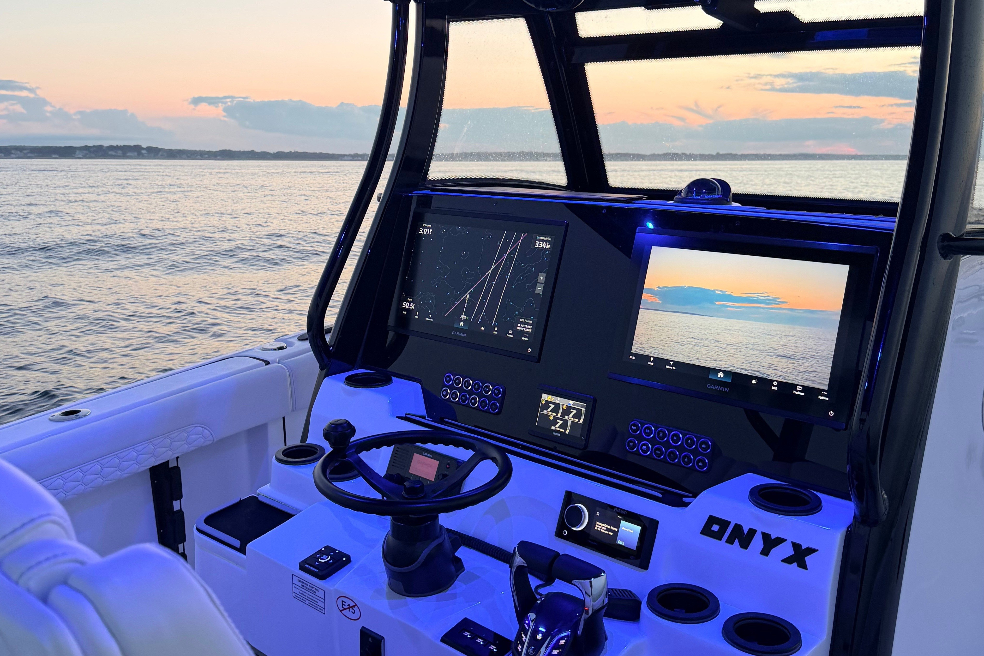 2027 Tidewater 330 CC Adventure - Image 26