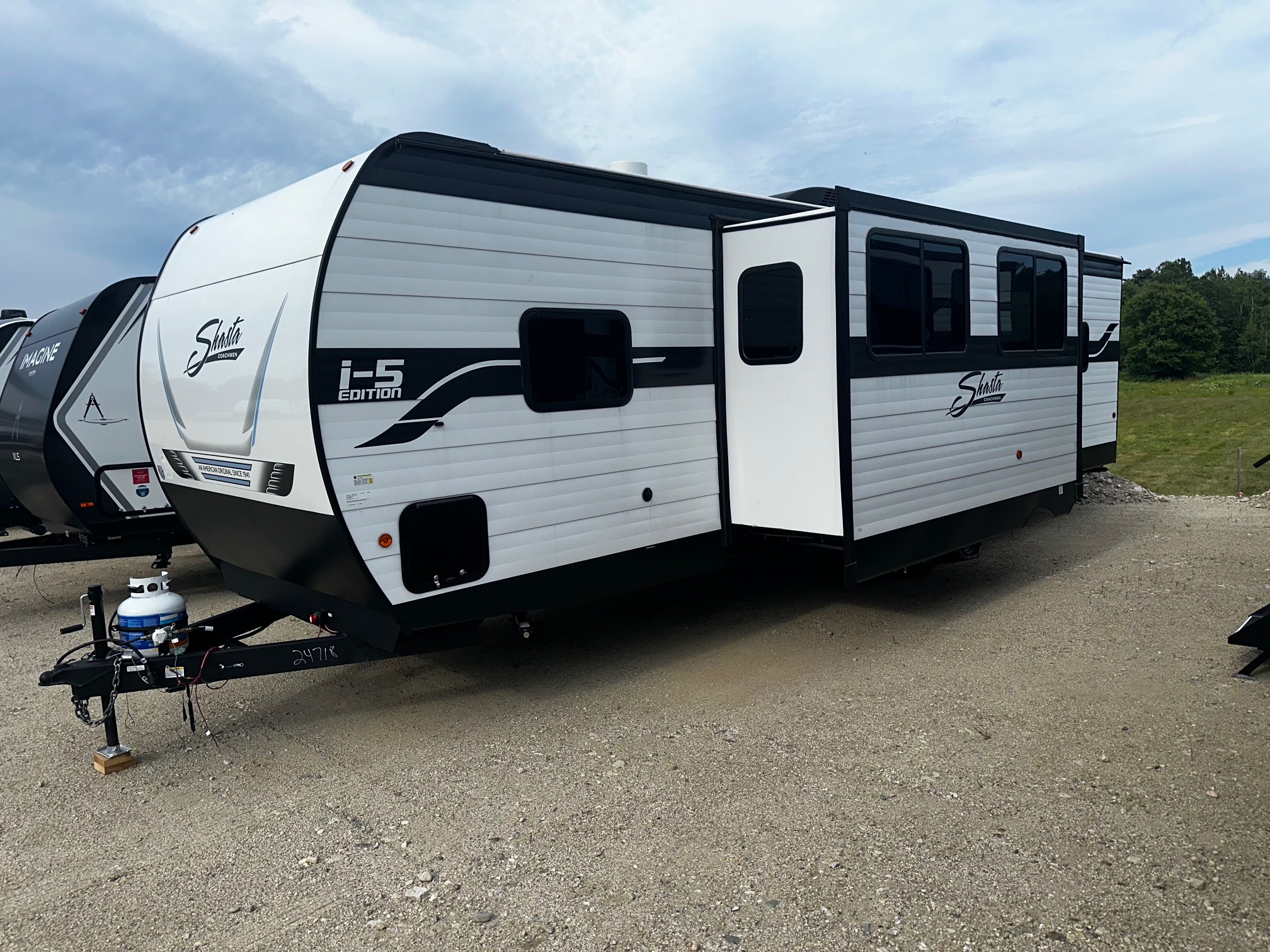 2026 Coachmen Shasta I-5 530BQB - Image 1