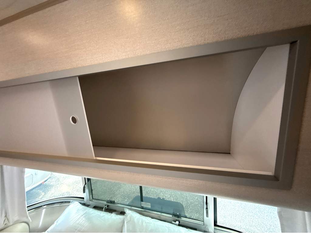 2026 AIRSTREAM CARAVEL 20FB - Image 13