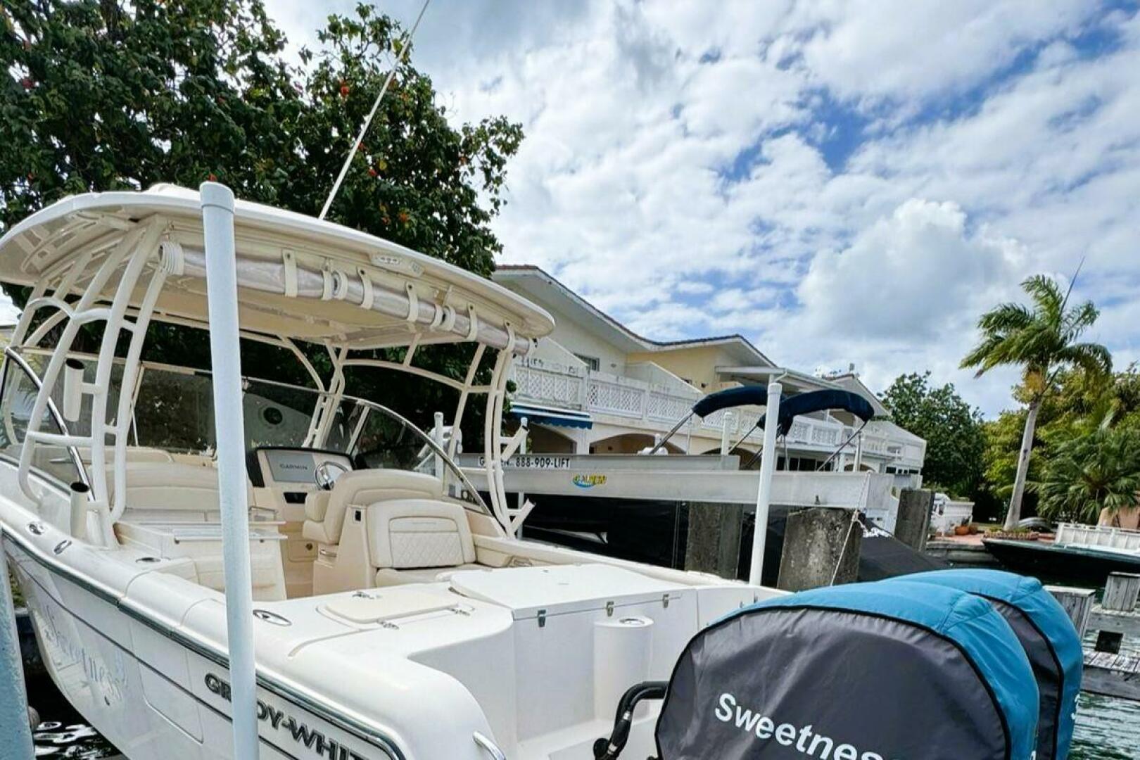 2021 Grady-White Freedom 285 - Image 14