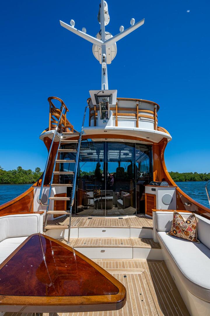 2021 Hinckley Talaria 55 Flybridge MKII - Image 9