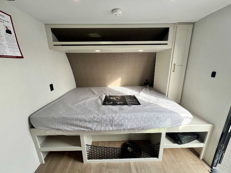 2026 Grand Design Transcend ONE 161DB - Image 6