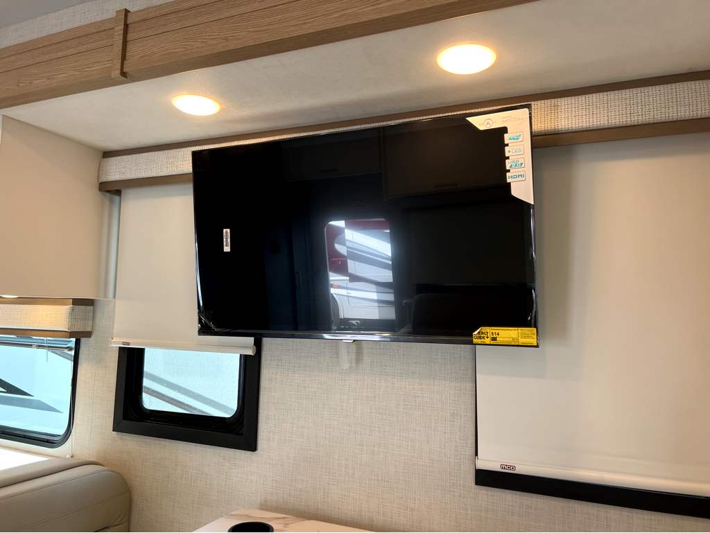 2026 THOR MOTOR COACH MAGNITUDE GA31 - Image 11