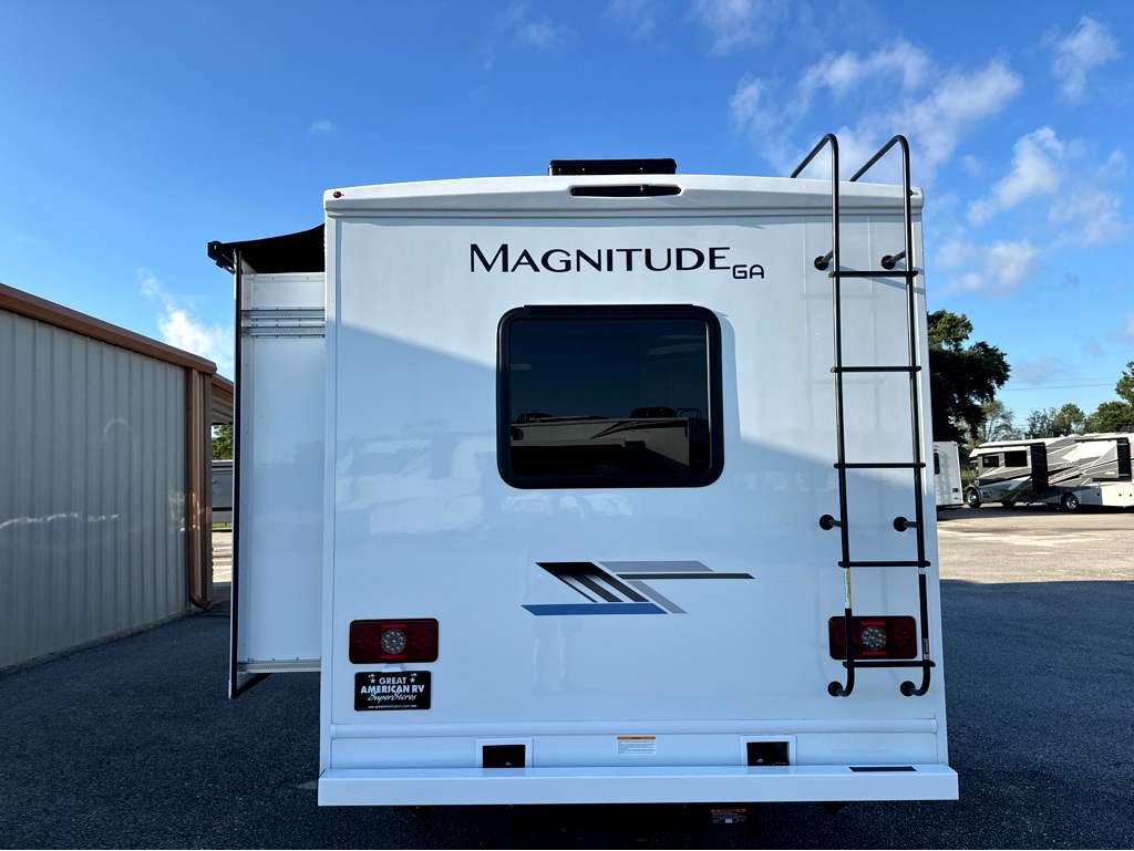 2027 THOR MOTOR COACH MAGNITUDE GA31 - Image 7
