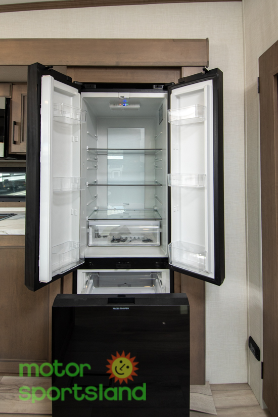 2026 KZ RV Durango Half-Ton D283RLT - Image 37