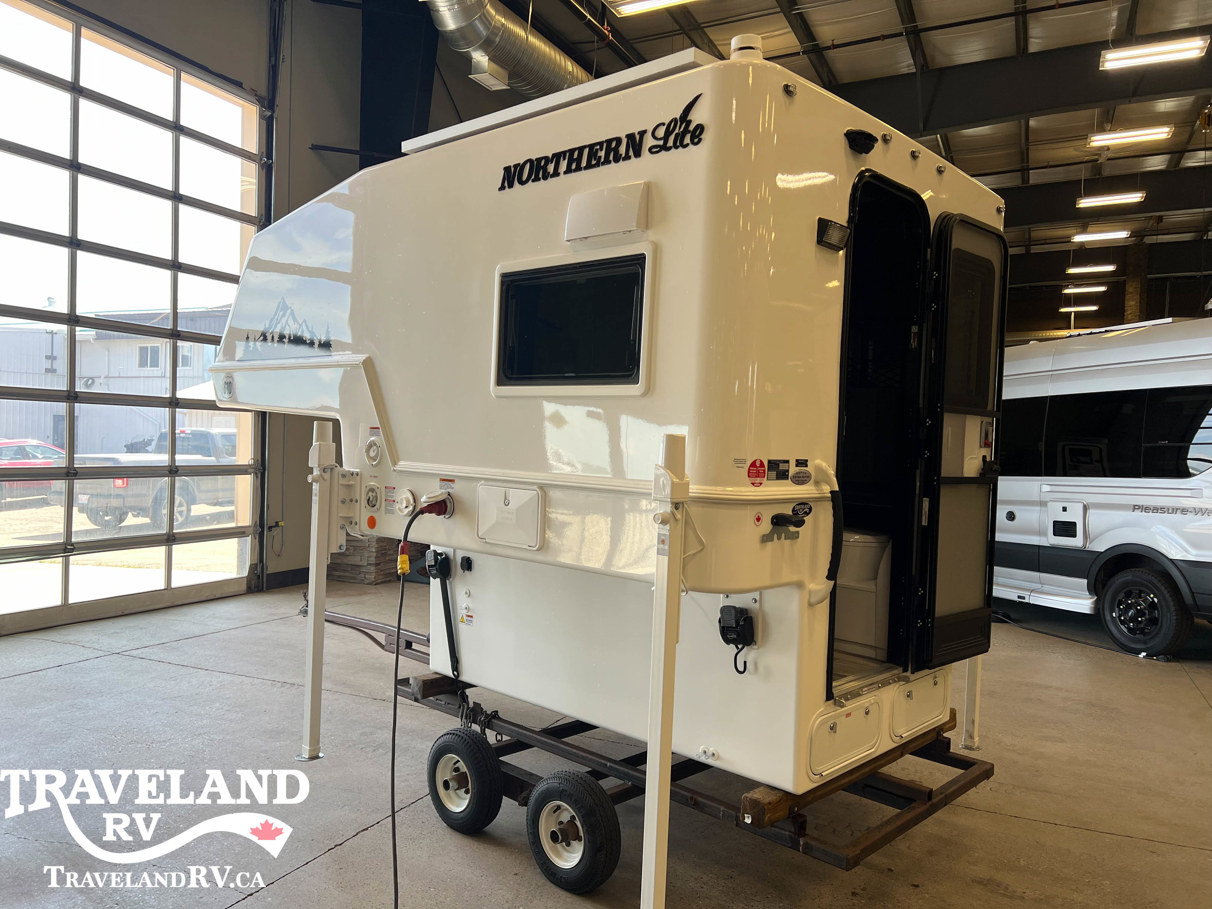 2026 Northern Lite 610 - Image 4
