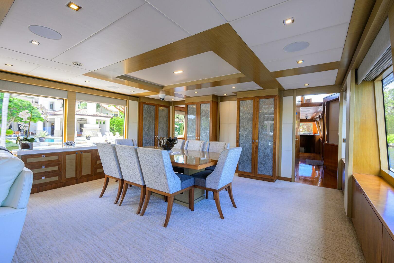 2018 Hargrave Raised Pilothouse - Image 19