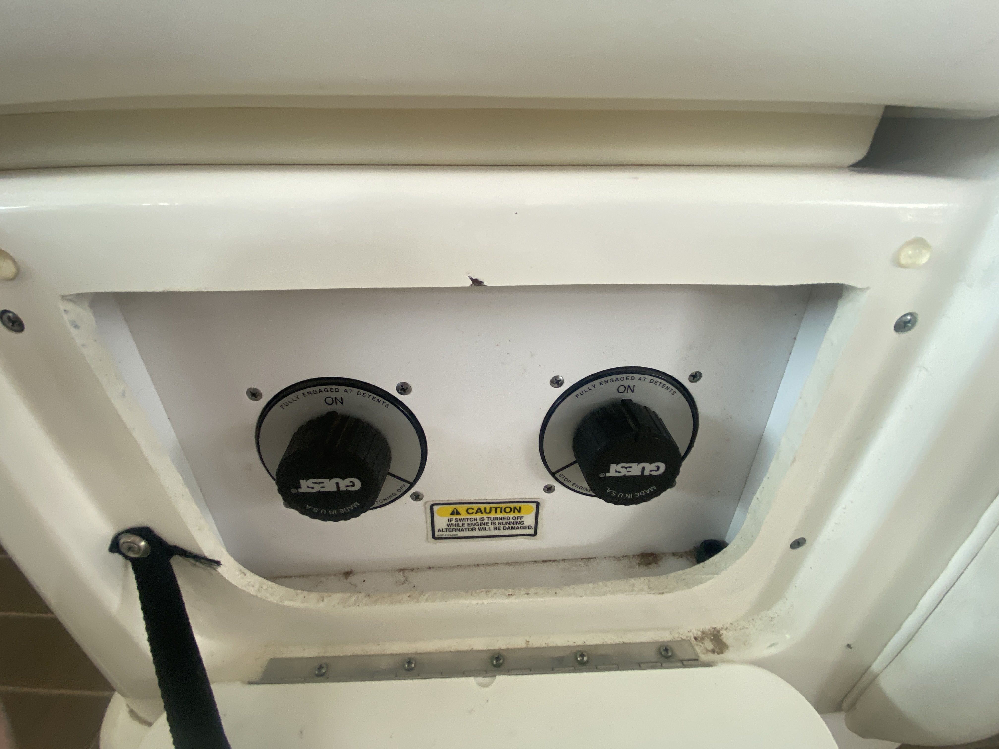 2003 Sea Ray 320 Sundancer - Image 29