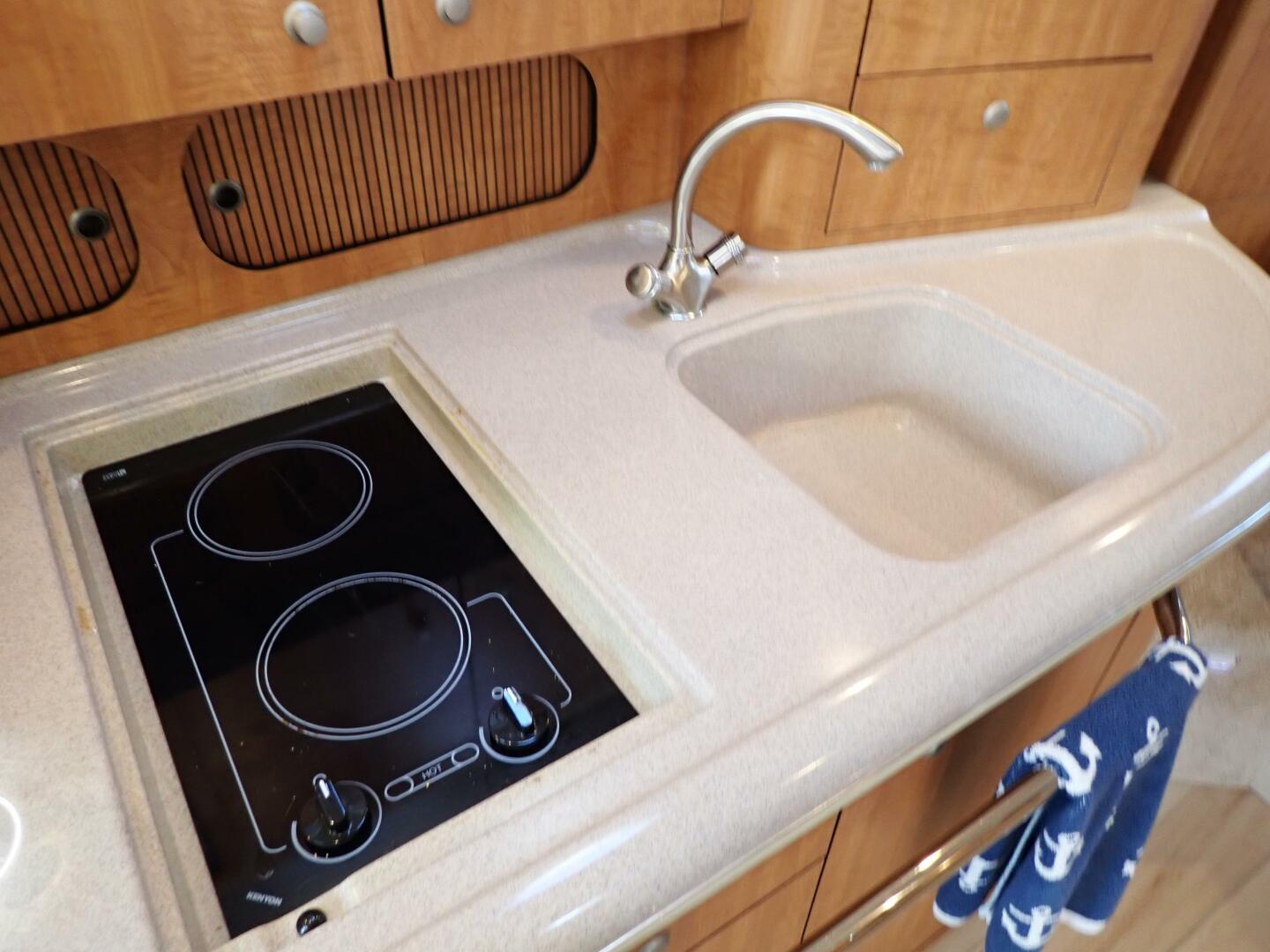2006 Sea Ray 340 Sundancer - Image 23