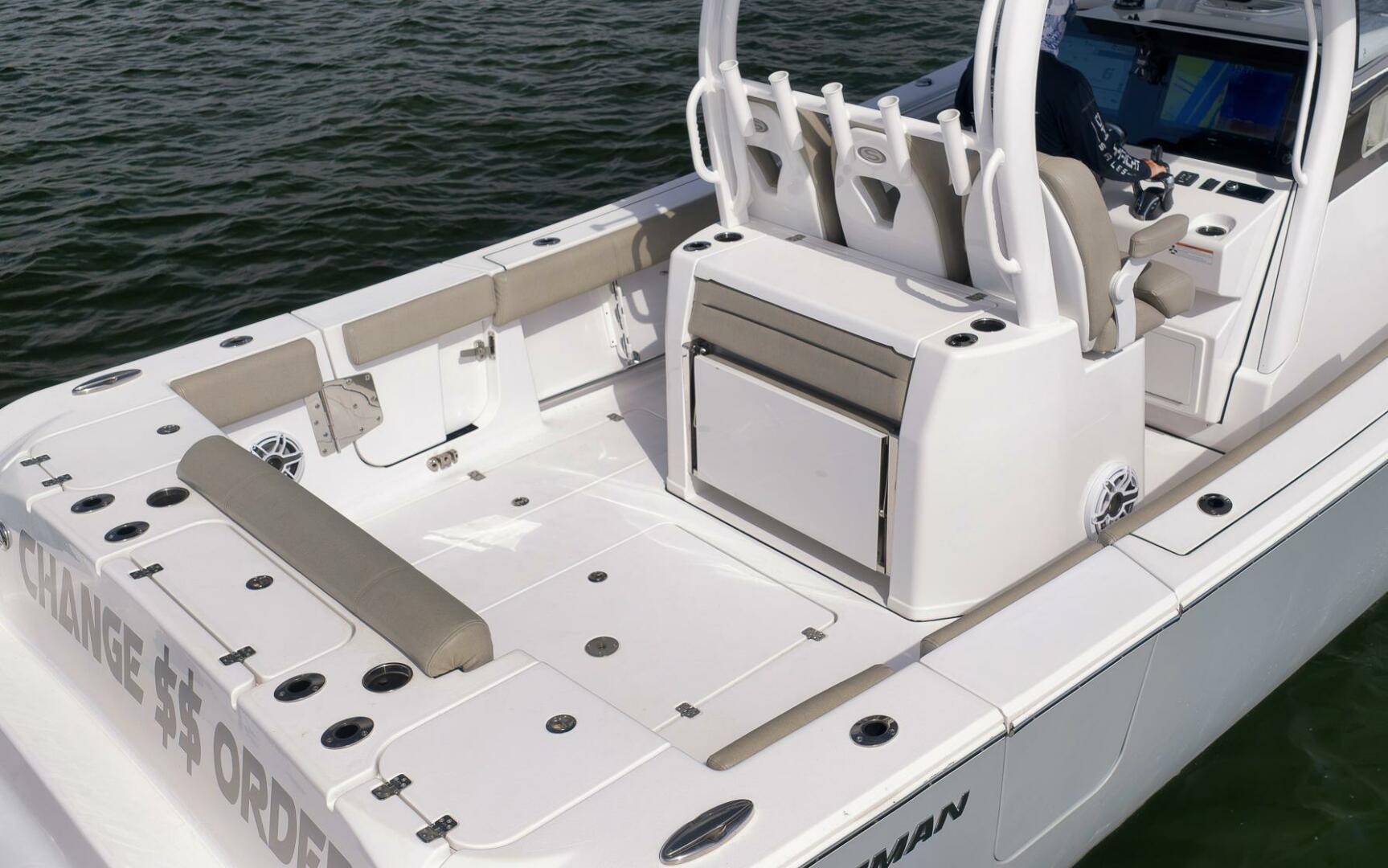 2022 Sportsman 352 - Image 38