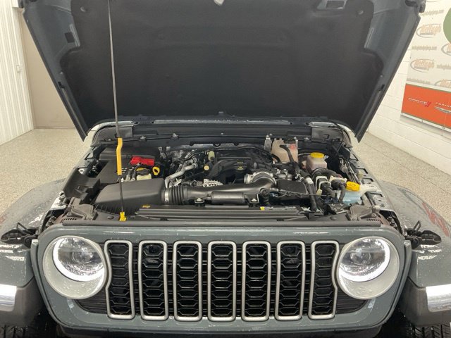 2026 Jeep Wrangler Sahara 4 Door 4x4 - Image 10