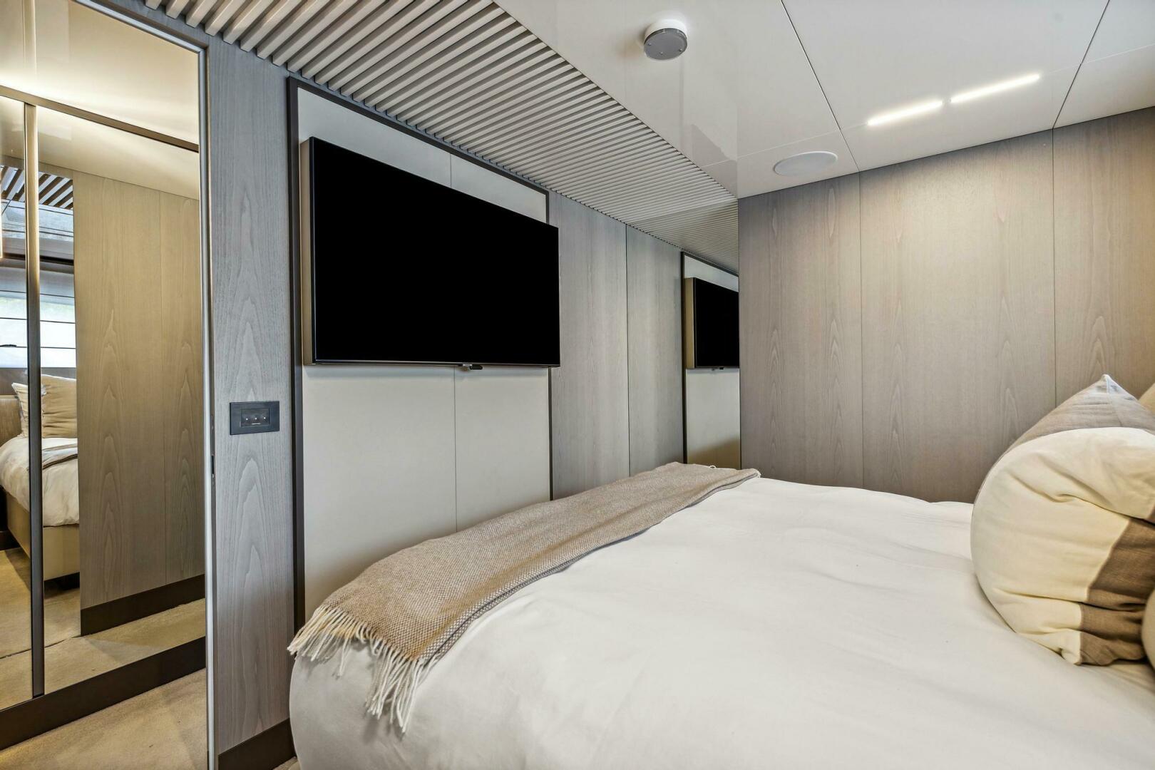 2021 Ferretti Yachts 850 - Image 59