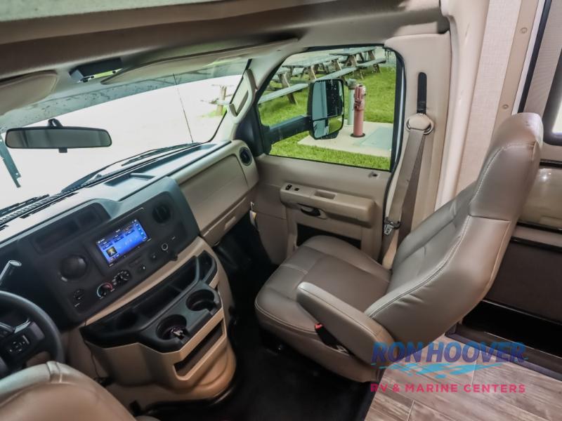 2023 THOR MOTORCOACH GENEVA 25VA - Image 19