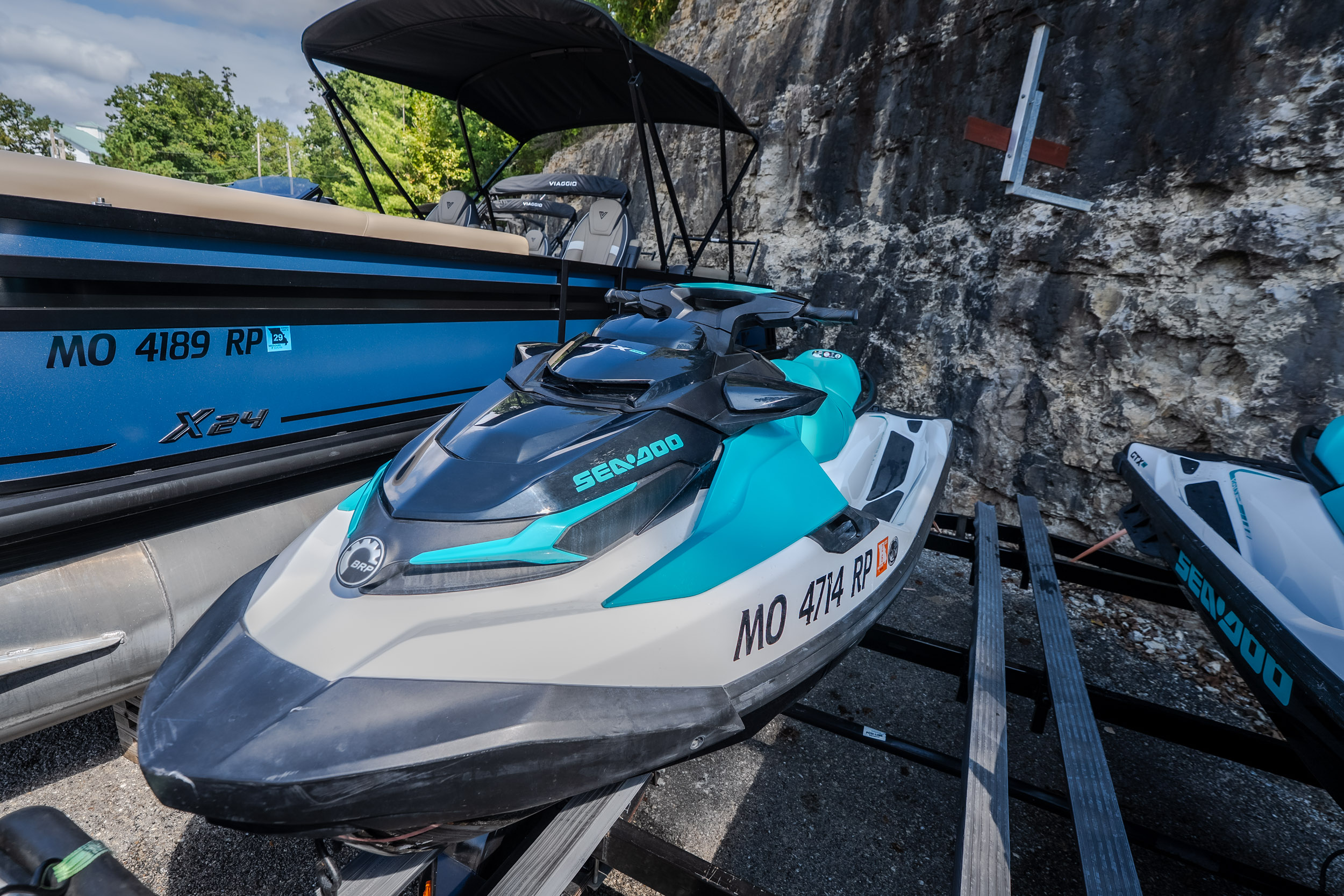 2023 Sea-Doo GTX PRO 130 - Image 2