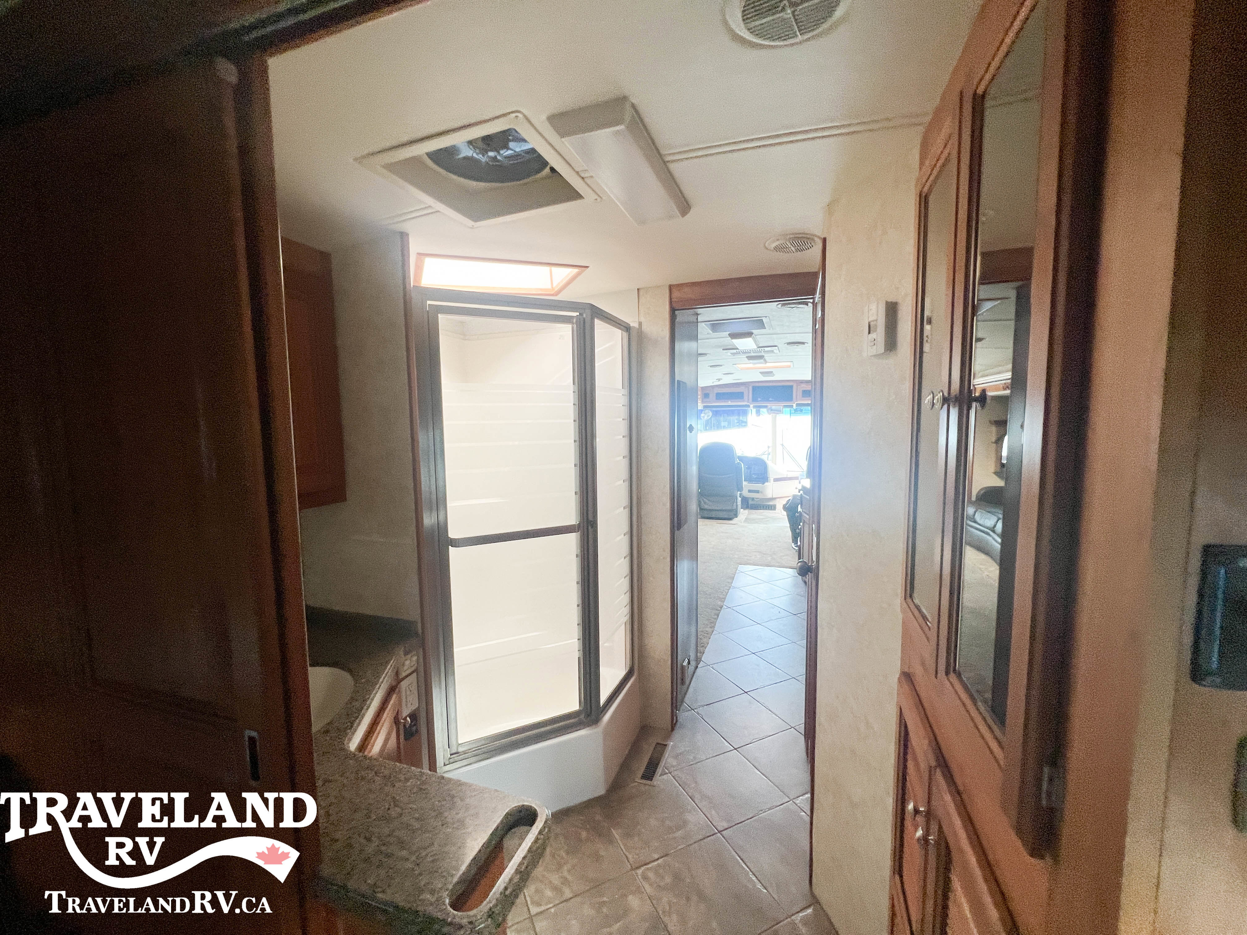 2005 TRIPLE E EMPRESS 3902FB - Image 33