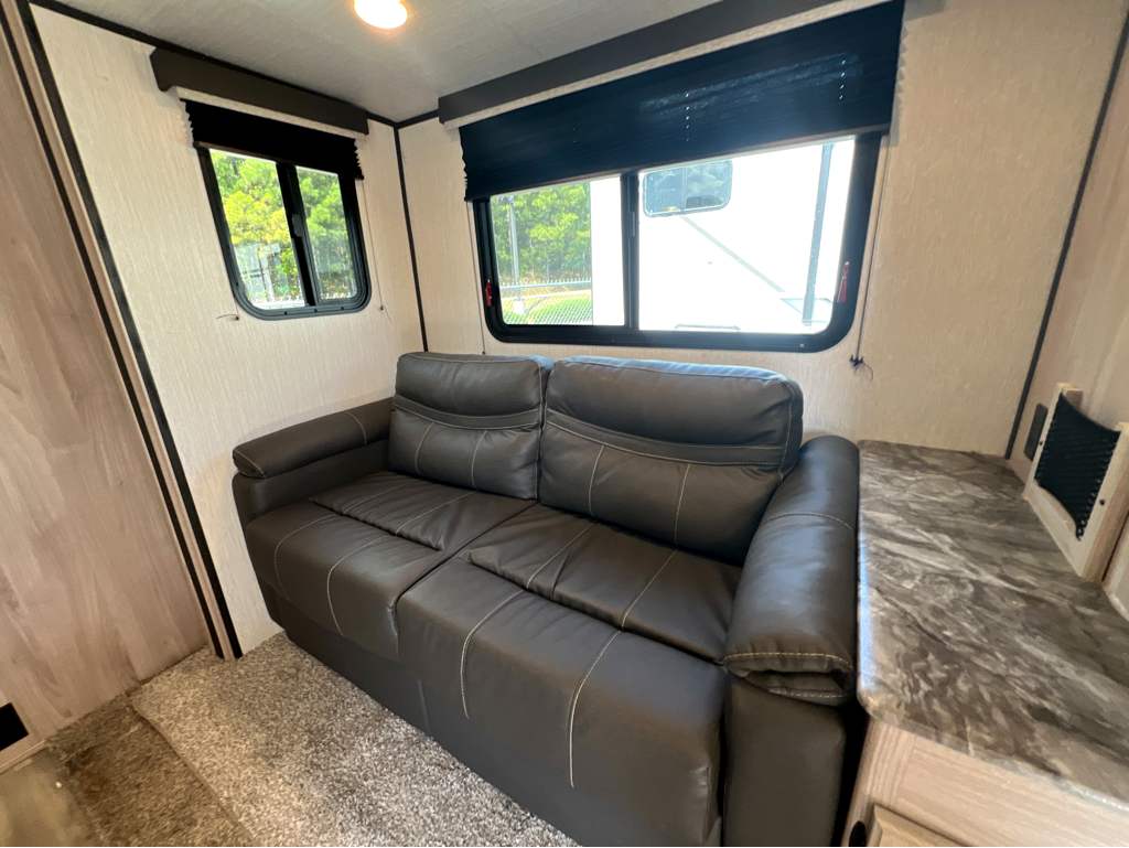 2021 COACHMEN SPIRIT 2659 - Image 8