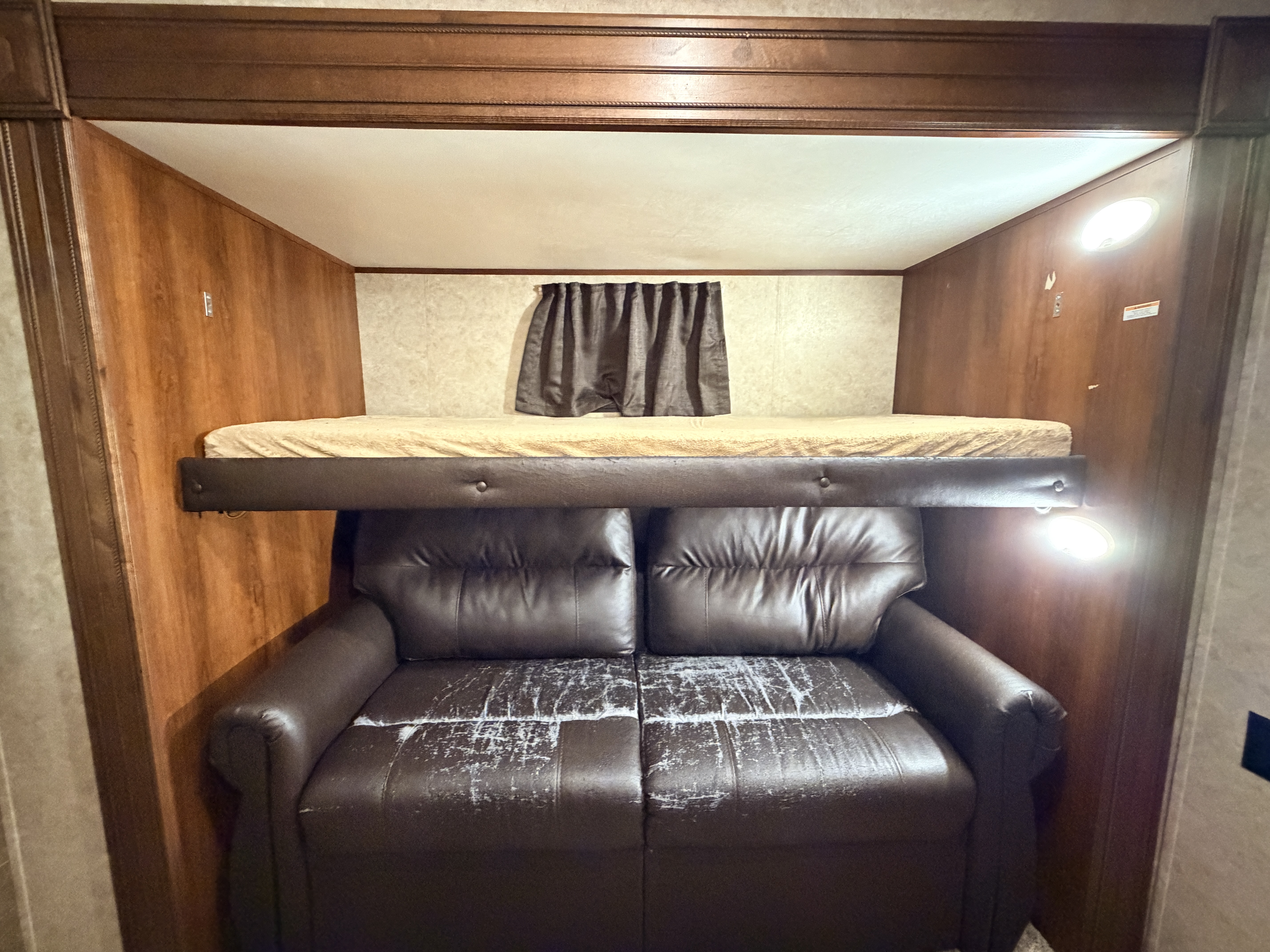 2017 Jayco Eagle HT 324BHTS - Image 16