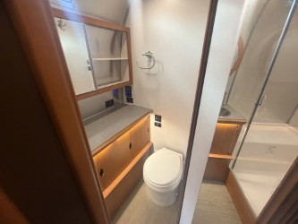 2027 AIRSTREAM FRANK LLOYD WRIGHT 28RBT - Image 20