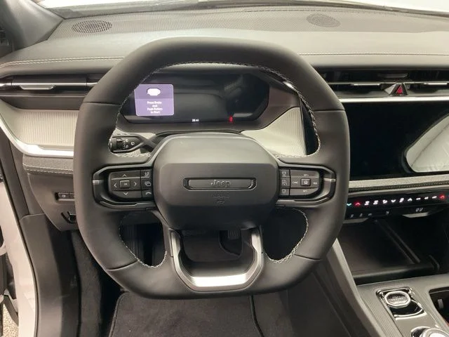 2026 Jeep Cherokee LAREDO 4X4 - Image 13