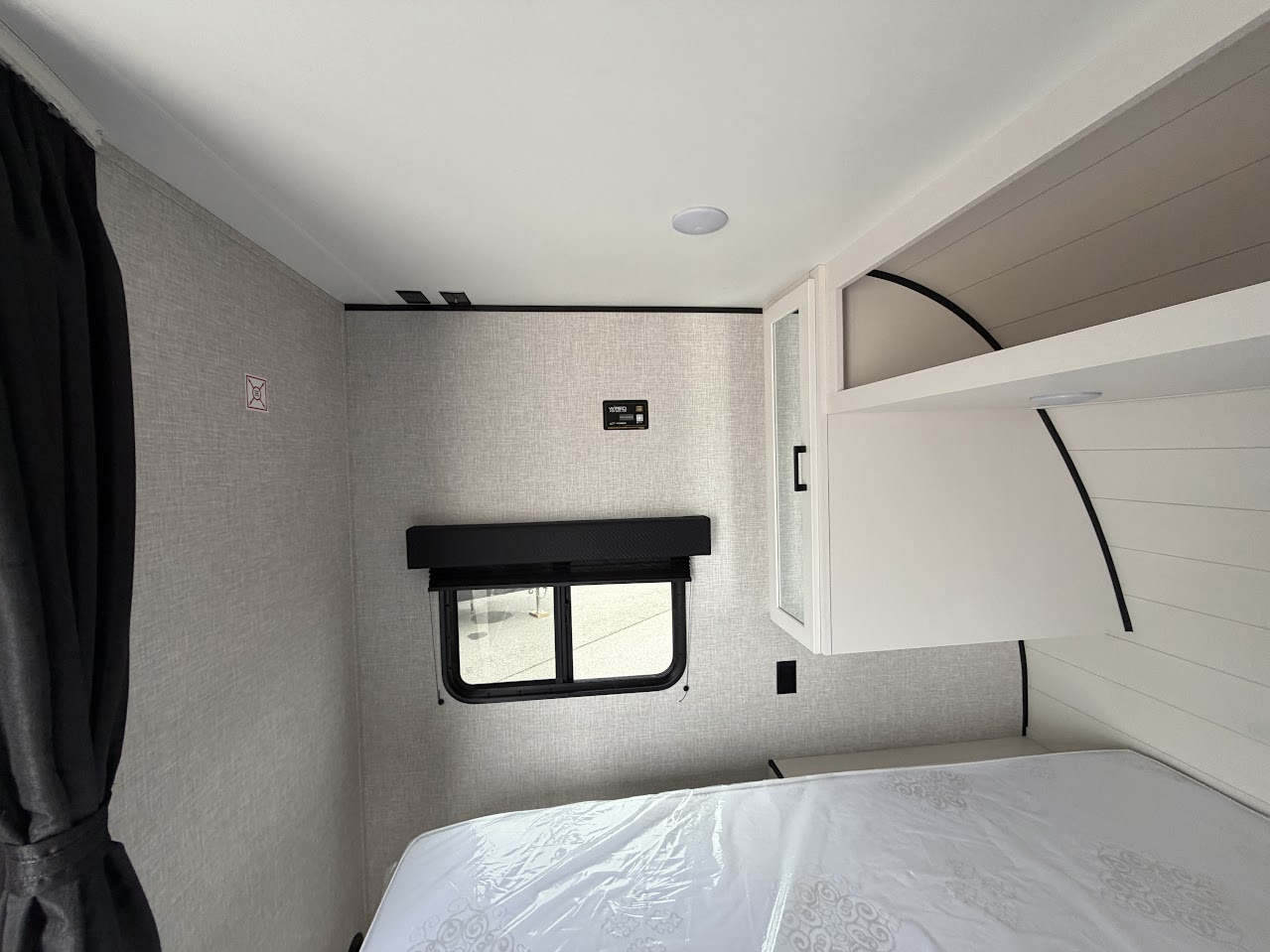 2025 Jayco Jay Flight SLX 210QB - Image 10