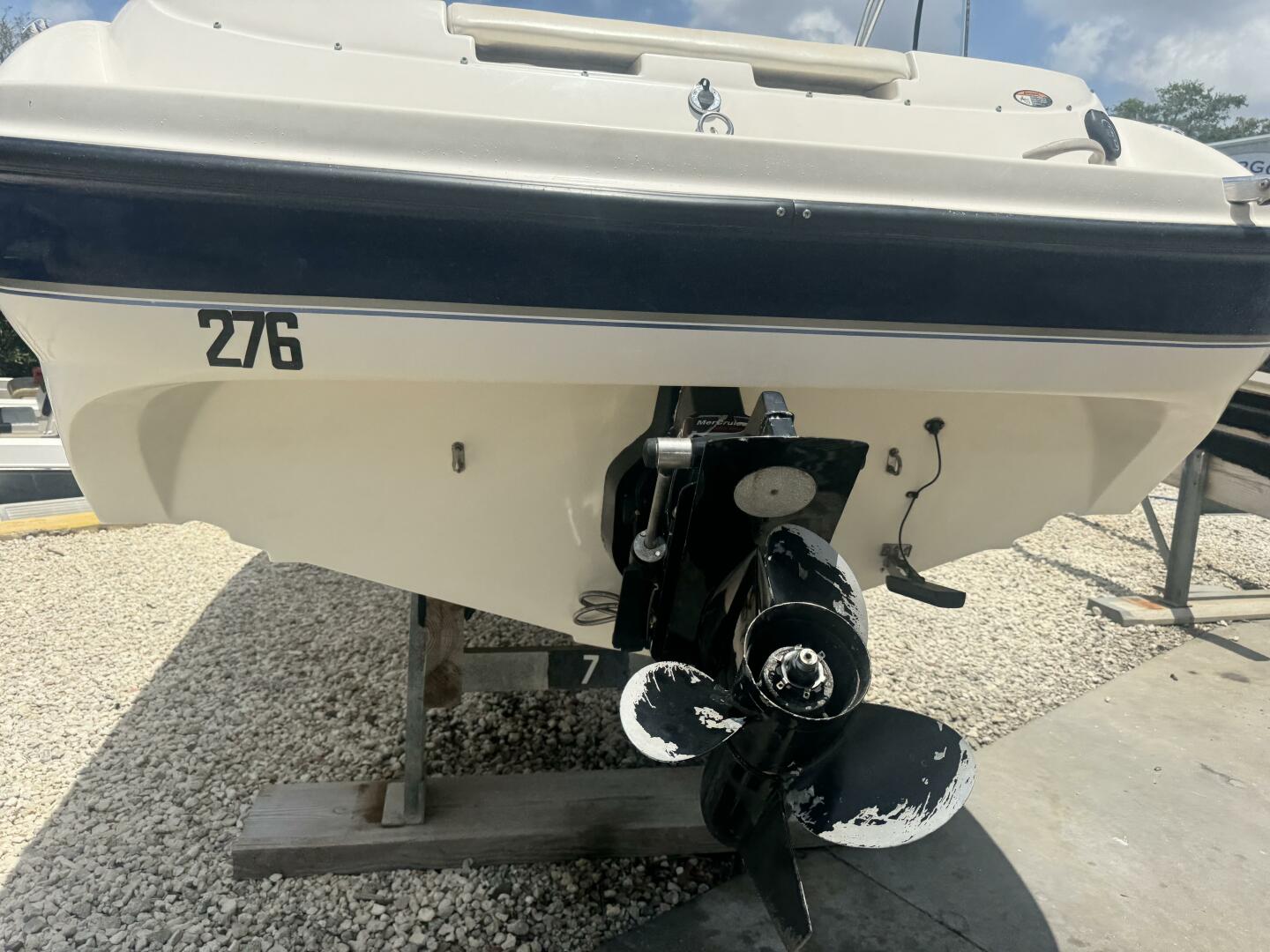 2003 Bayliner 212 Capri Cuddy Cabin Base - Image 3