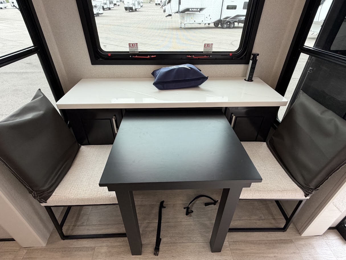 2026 JAYCO PINNACLE 39FLOK - Image 30