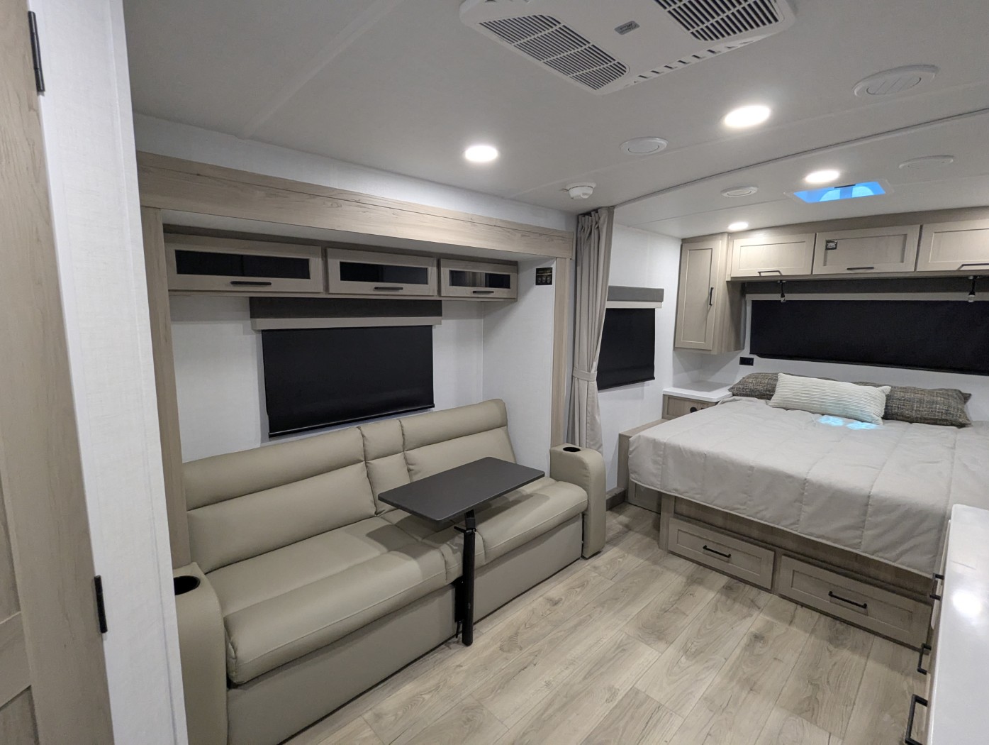 2026 Forest River Rockwood Mini Lite 2109S - Image 7