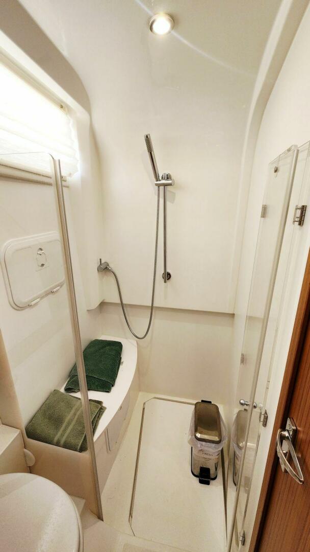 2022 Greenline 40 Hybrid - Image 50