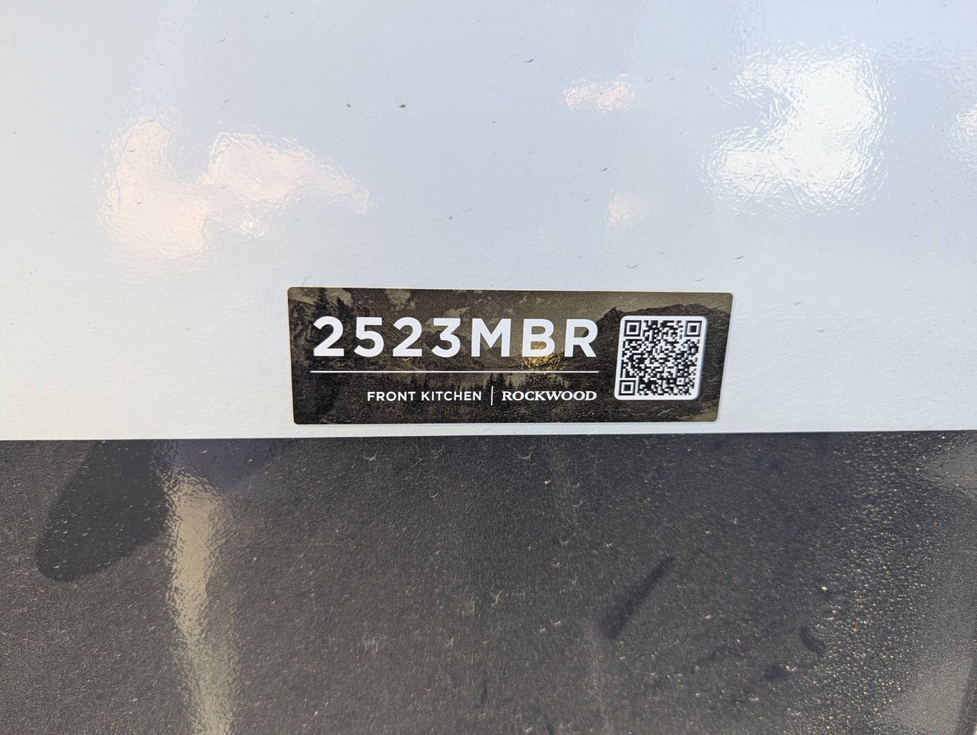 2027 Forest River Rockwood Mini Lite 2523MBR - Image 6