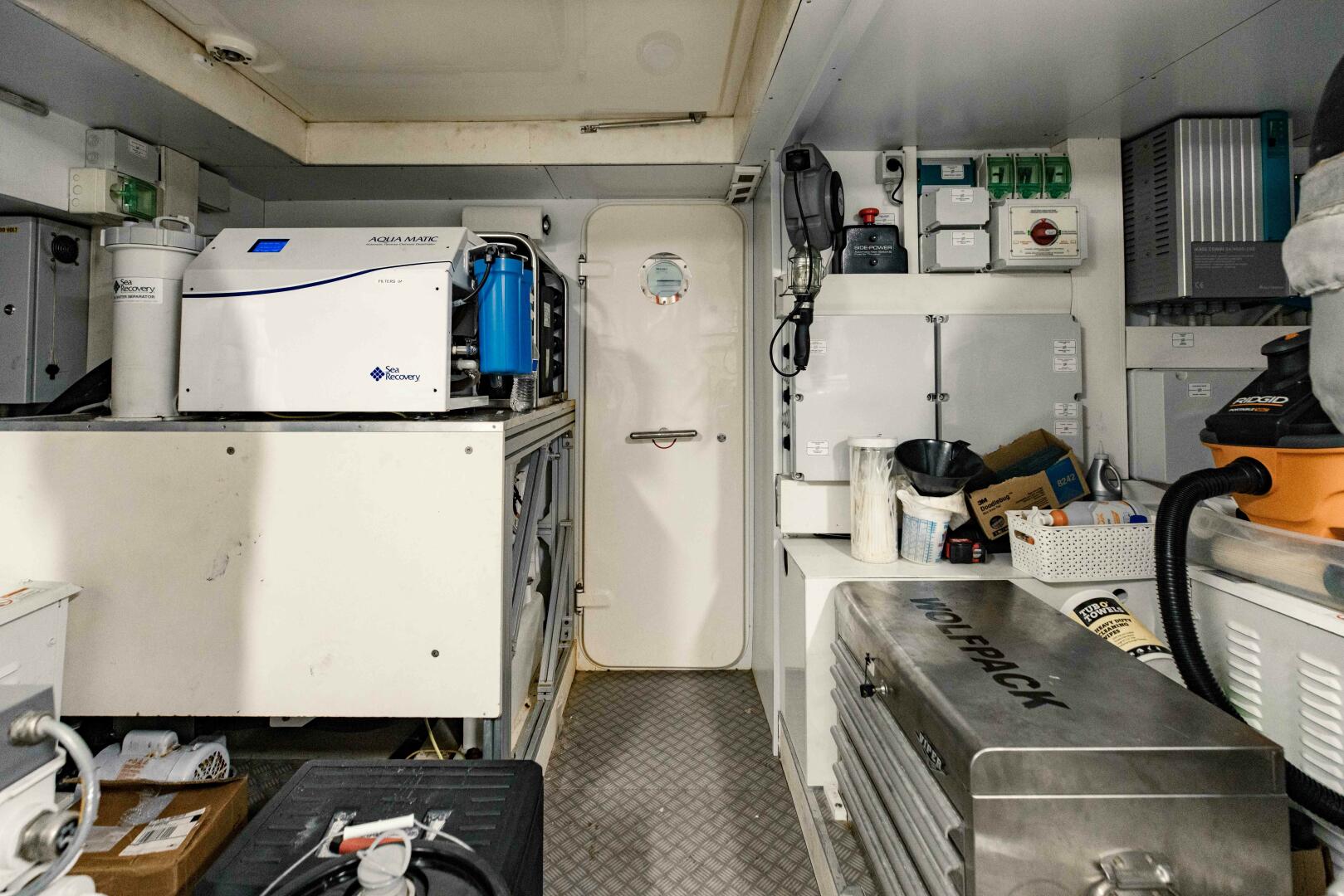 2017 Ferretti Yachts 750 - Image 112