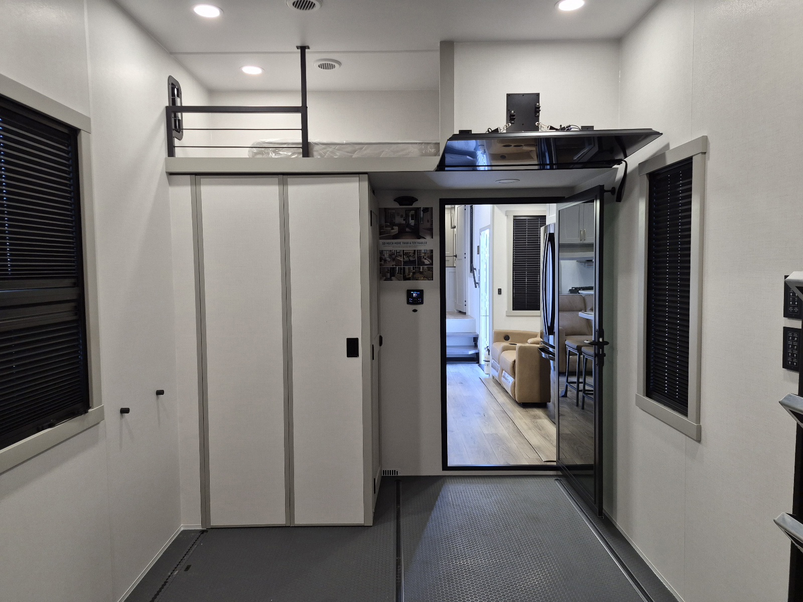 2027 Brinkley RV Model G 4120 - Image 10