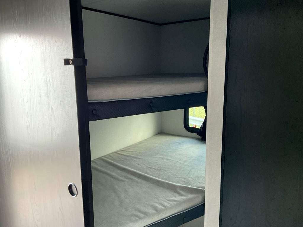 2026 JAYCO Jay Flight SLX 330 TBS  - Image 21