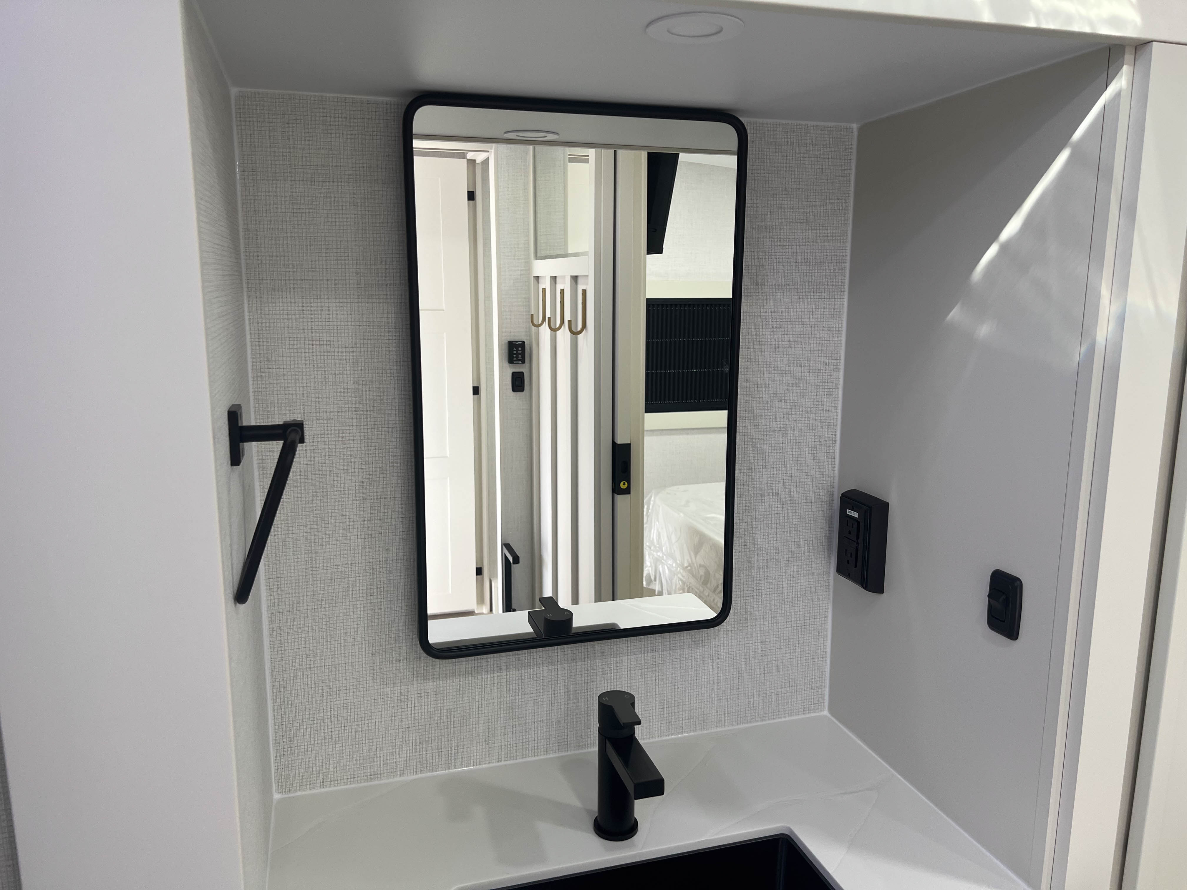2027 Brinkley RV Model Z 2700 - Image 29